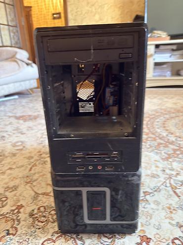 корпус для компьютера: Masaüstü kompüter korpusu (ATX/microATX üçün) - Qarşı panel: 5.25" — 4
