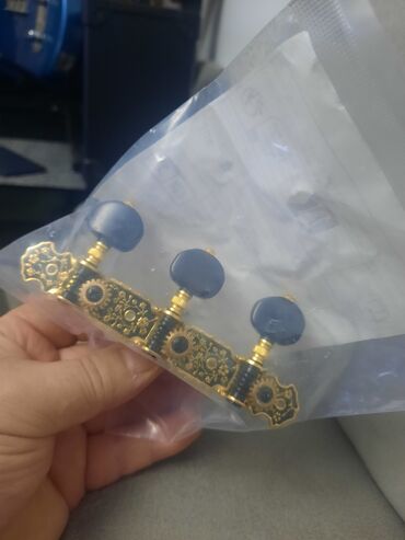 Гитары: Комбики, примочки и др. Комбоусилители, педали эффектов разные, новые at lalafo.kg — 18 Гитары: Комбики, примочки и др. Комбоусилители, педали эффектов разные, новые — 18