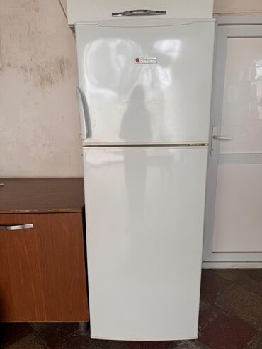 витринный холодильник для мяса: Б/у Холодильник Swizer, цвет - Белый