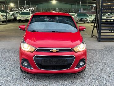 самая дешёвая машина: Chevrolet Spark: 2017 г., 1 л, Автомат, Бензин, Хэтчбэк