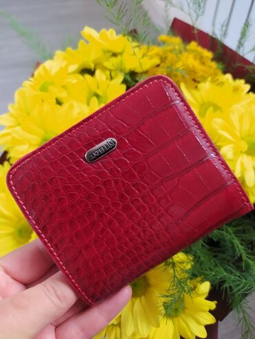 Классические сумки: Женские компактные кошельки — 6