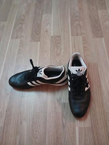 Krasofkalar və idman ayaqqabıları: Adidas Originals kişi ayaqqabısı - Model: Adidas Originals (klassik — 1