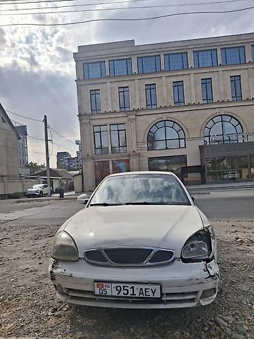 Продаю даевуу нубира 2 на ходу автомат прошу 70тыс на руках тех