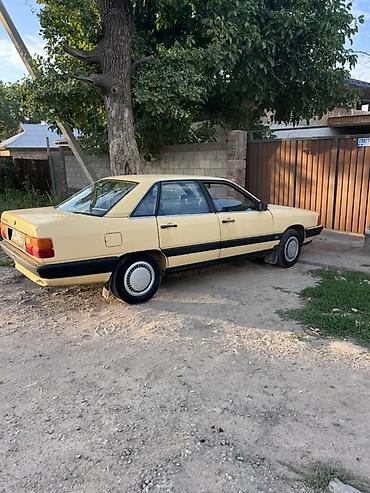 Продажа авто: Audi 100: 1987 г., 2 л, Механика, Бензин, Седан — 1