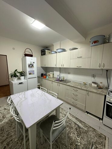 продаю квартиру 2 комнаты: 2 комнаты, 81 м², Элитка, 2 этаж, Евроремонт