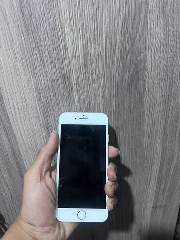 батарея на телефон: IPhone 8, Колдонулган, Ак