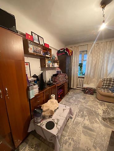 Долгосрочная аренда комнат: Комната в коммунальной квартире - Площадь комнаты: 15м² (по фото — — 8