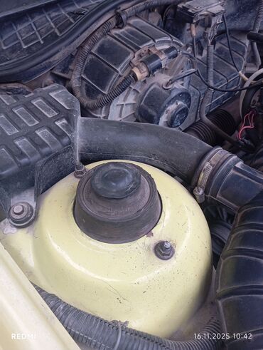 Daewoo: Daewoo Nexia: 1.5 l | 2009 il Sedan — 13