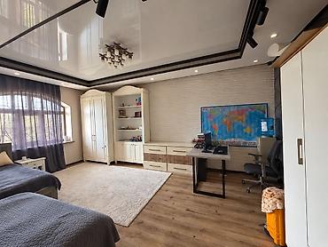 город талас: 🏡 Продаётся уютный 4-комнатный дом в районе Баят-Колмо 📍 Баят-Колмо — — 6