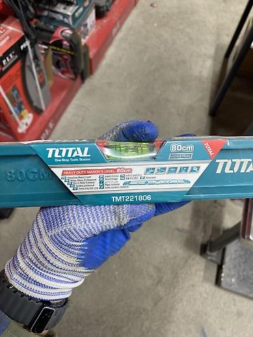 Строительное оборудование: Алюминиевый строительный уровень TOTAL Heavy-Duty Mason’s Level 80 см — 2