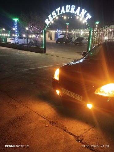 VAZ (LADA): VAZ (LADA) Priora: 1.6 l | 2011 il 352429 km Universal -da lalafo.az — 8 VAZ (LADA): VAZ (LADA) Priora: 1.6 l | 2011 il 352429 km Universal — 8