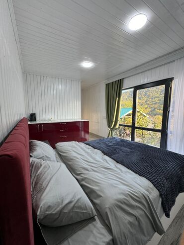 Bağ evlərinin kirayəsi: 130 kv. m, 4 otaqlı, Hovuzlu, Su, Kanalizasiya, İnternet — 20