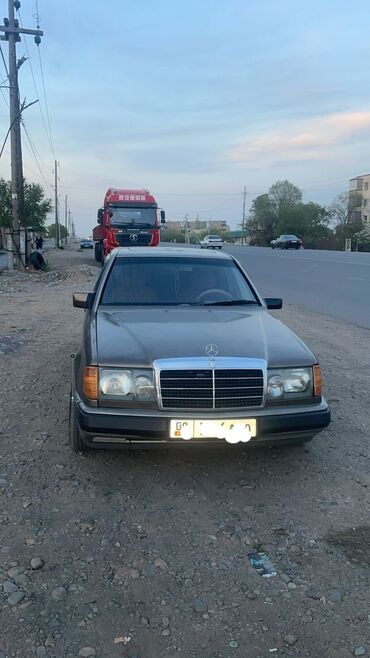 Mercedes-Benz: Mercedes-Benz E-Class: 1989 г., 2.3 л, Механика, Бензин, Седан lalafo.kg да Mercedes-Benz: Mercedes-Benz E-Class: 1989 г., 2.3 л, Механика, Бензин, Седан