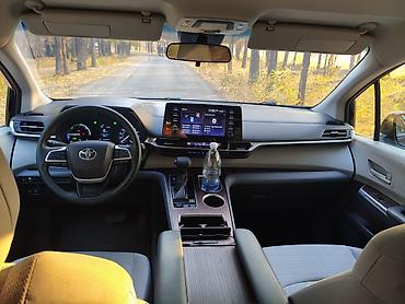 lx 570 2014: Toyota Sienna: 2021 г., 2.5 л, Вариатор, Гибрид, Минивэн — 10