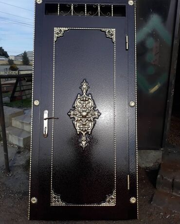 Giriş qapıları: Məhsul: Dəmir giriş qapıları (bir neçə model) - Material: qalın metal — 6