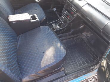 VAZ (LADA): Sənət:Hamsı yerinde VAZ:2106 Rəng: açıq mavi Nömrə seriyası: AZ — 10