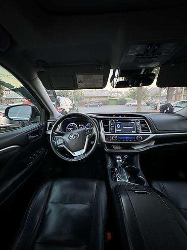 lf 2017: Toyota Highlander: 2018 г., Внедорожник — 8