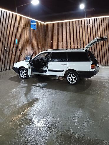 Другие автомобили: Продается универсал белого цвета с 5 дверями и просторным багажником — 1