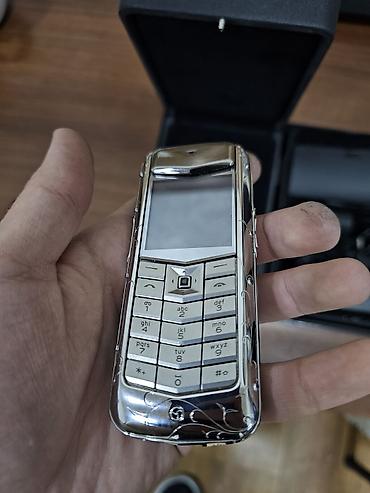 finishing touch: Vertu Signature Touch, 4 GB, rəng - Mavi, Düyməli — 3