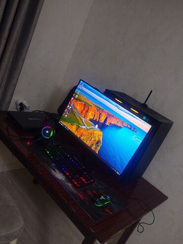 Masaüstü kompüterlər və iş stansiyaları: Çox tecili İ5 10400 VidyoKart 1660SUPER 6GB Ram 32 SSD 512 HD 4TB