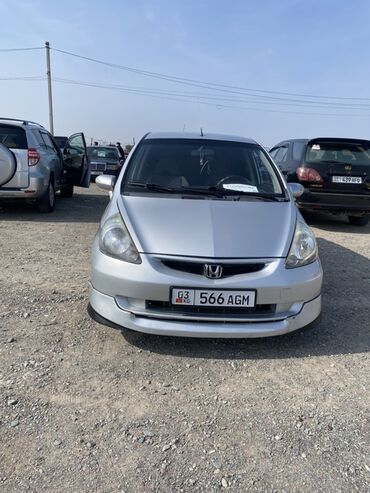 стекло срв: Honda Jazz: 2003 г., 1.3 л, Механика, Бензин, Хэтчбэк