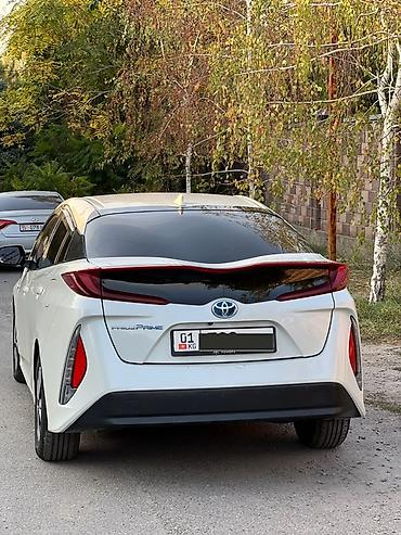 Toyota: Toyota Prius: 2017 г., Гибрид, Хэтчбэк — 3