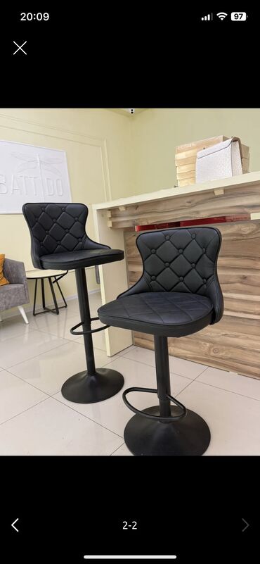 metbex ucun xalcalar: Для кухни, Б/у, Нескладной, цвет - Черный Стул