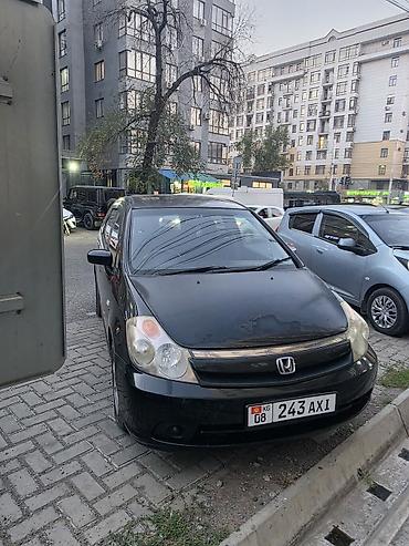 стрим подушка: Honda Stream: 2004 г., 1.7 л, Автомат, Бензин, Минивэн — 1