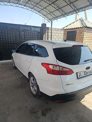 Ford: Ford Focus: 2014 г., 1.6 л, Автомат, Бензин, Универсал — 3