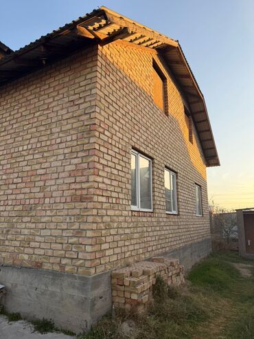 Продажа домов: Дом, 100 м², 4 комнаты, Агентство недвижимости, Косметический ремонт — 1