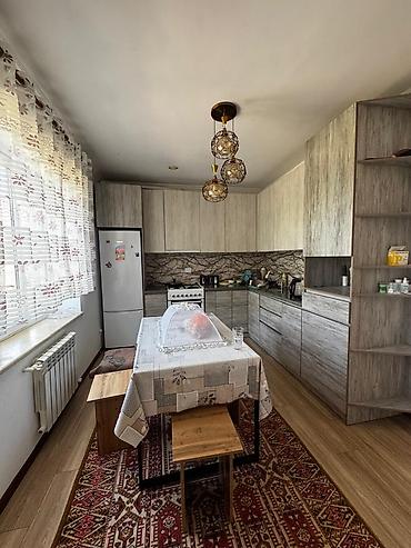 Продажа коттеджей и домов: Продается дом в с.Кок-Жар, СК "Горный ветерок" - площадь дома — 5