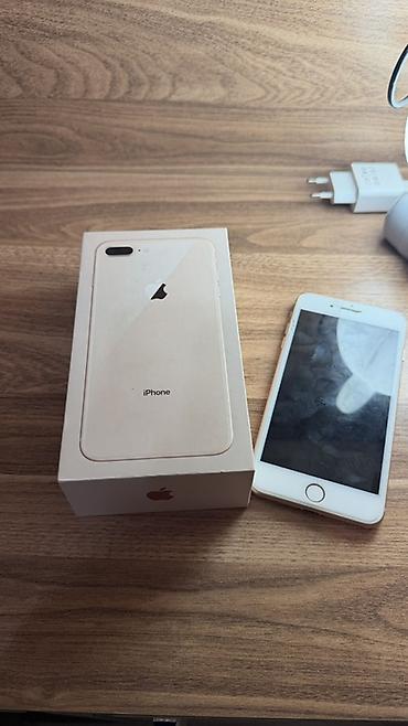 6 plus ekran: IPhone 8 Plus, Qızılı, Simsiz şarj — 7