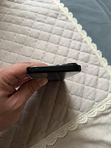 Apple iPhone: IPhone 15, 256 GB, Qara — 6