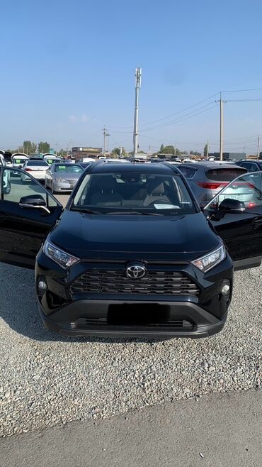 Toyota: Toyota RAV4: 2021 г., 2.5 л, Автомат, Бензин, Кроссовер