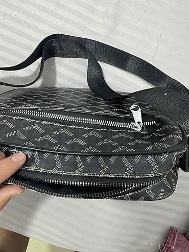 комтер: Сумка через плечо Goyard Paris в черно-сером цвете с фирменным узором — 3