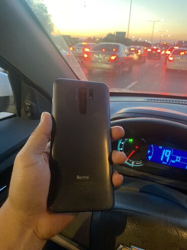 телефон fly iq4516 octa: Redmi 9 64 GByaddaw super veziyyetde super cekiliw qeti donmaq yoxdu
