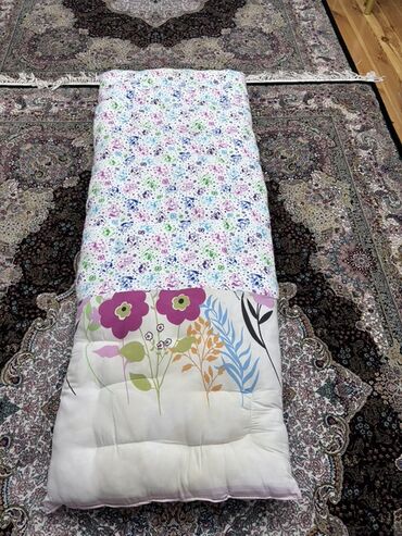 fasad daşı: Böyüklər üçün Döşək