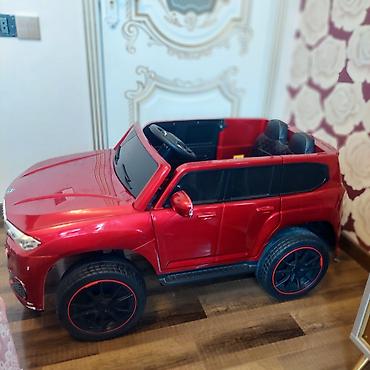 elektro muravey: Uşaq üçün elektrikli minik maşını – BMW X5 stili, qırmızı — 3