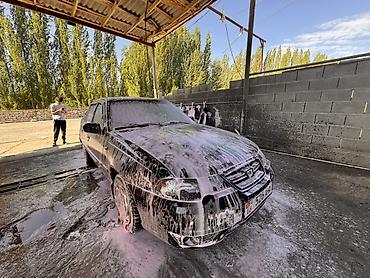 лексус сатуу: Daewoo Nexia: 2010 г., 1.6 л, Кол менен иштөөчү, Бензин, Седан — 5