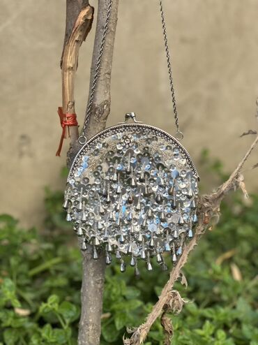 зажимы для денег: Çiyin çantası