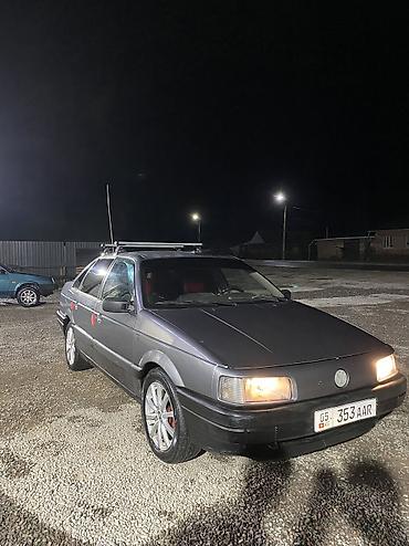 атбашы авто: Volkswagen Passat: 1989 г., 1.8 л, Кол менен иштөөчү, Бензин, Седан — 3