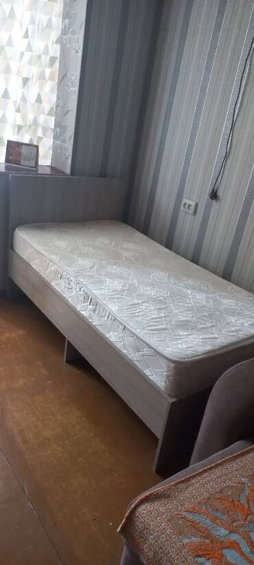 детская кровать с ортопедическим матрасом: Односпальная кровать с матрасом. - Размер спального места