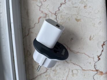 Adapterlər: Adapter Apple, 5 Vt, İşlənmiş