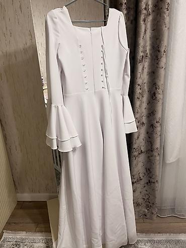 mexmer parca: Ağ rəngli, uzun ziyafət/nikah geyimi Qeyd. 1 dəfə nikah üçün — 2