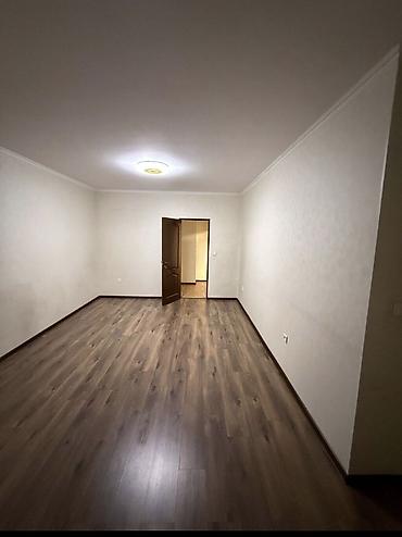 flat osh: 2 комнаты, 81 м², АЮ Гранд Элитка, 4 этаж, Евроремонт — 3