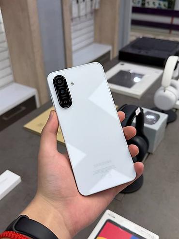 surge android: Samsung Galaxy A25, Новый, В рассрочку, 2 SIM — 1