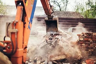 Курулуш жана оңдоо кызматтары: Дубалдарды бузуу, Полдорду бузуу, Шыптарды чечүү | Гипсокартон дубалы, Тосмолорду бузуу, Эски шыбакты алуу | Эски тушкагаздардан тазалоо, Эски шыбоону түшүрүү, Акиташты кыруу | Ламинатты демонтаждоо, Паркетти демонтаждоо, Линолеумду демонтаждоо | Шифер чатыр, Металл черепицадан жасалган чатыр, Жумшак чатыр 6 жылдан ашык тажрыйба — 5