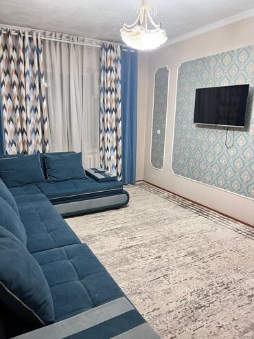 одна комнатная квартира на долгий срок: 3 комнаты, Собственник, Без подселения, С мебелью частично