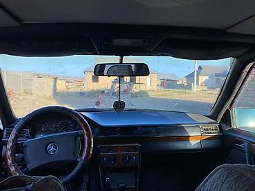mersedes 212: Mercedes-Benz W124: 1993 г., 2.3 л, Автомат, Бензин, Универсал — 5