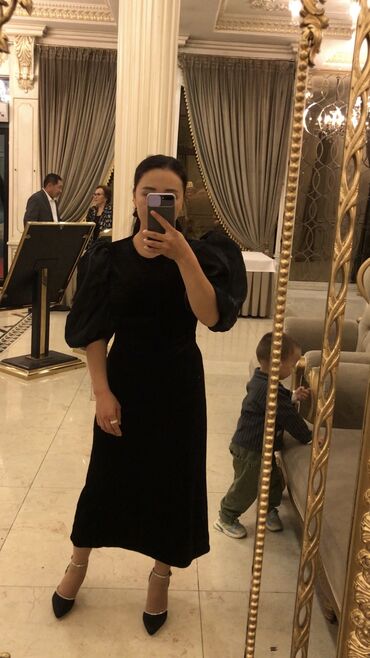 вечернее черное платья: Вечернее платье